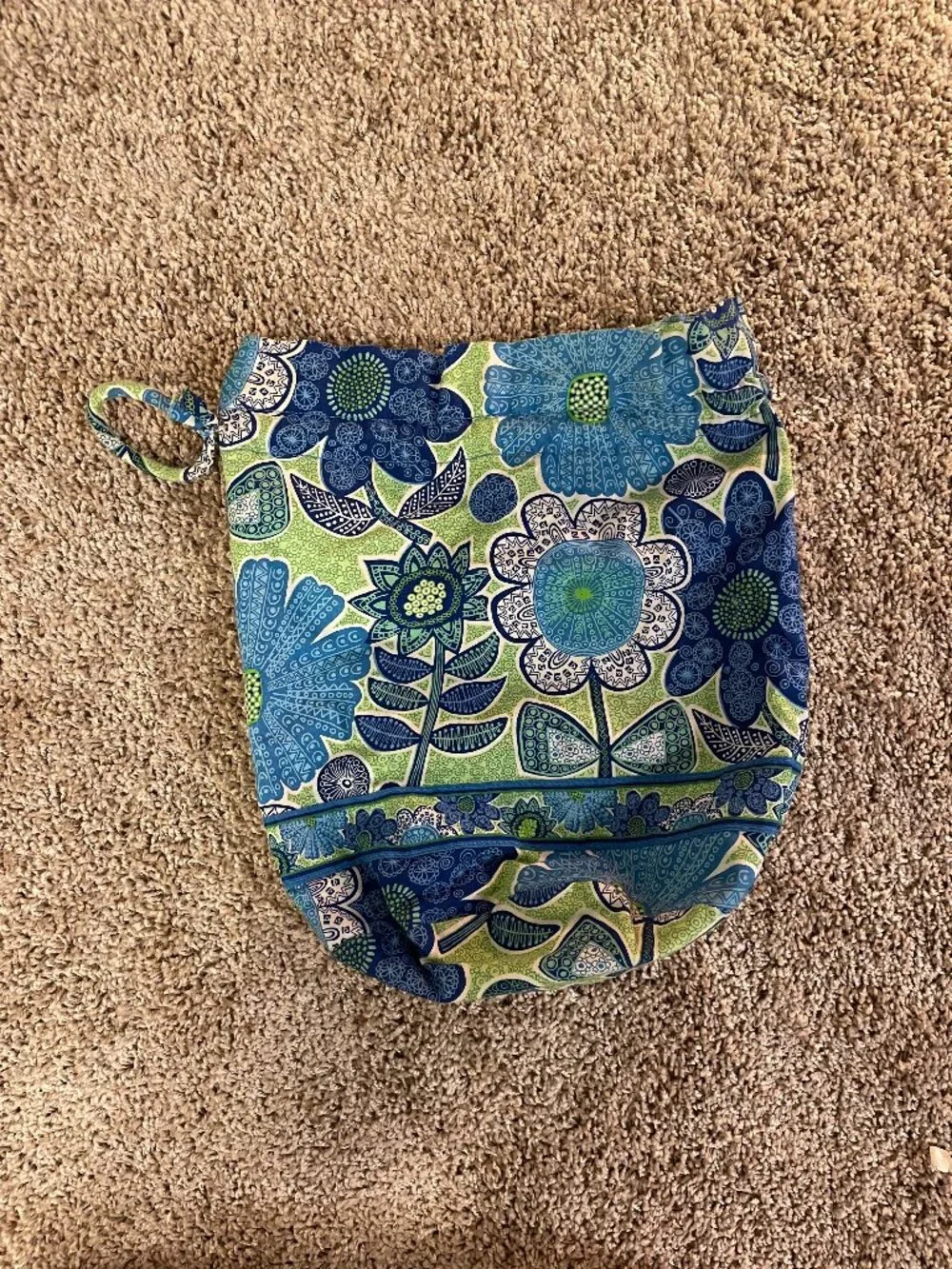 Vera Bradley Retired Doodle Daisy pattern drawstring ditty bag